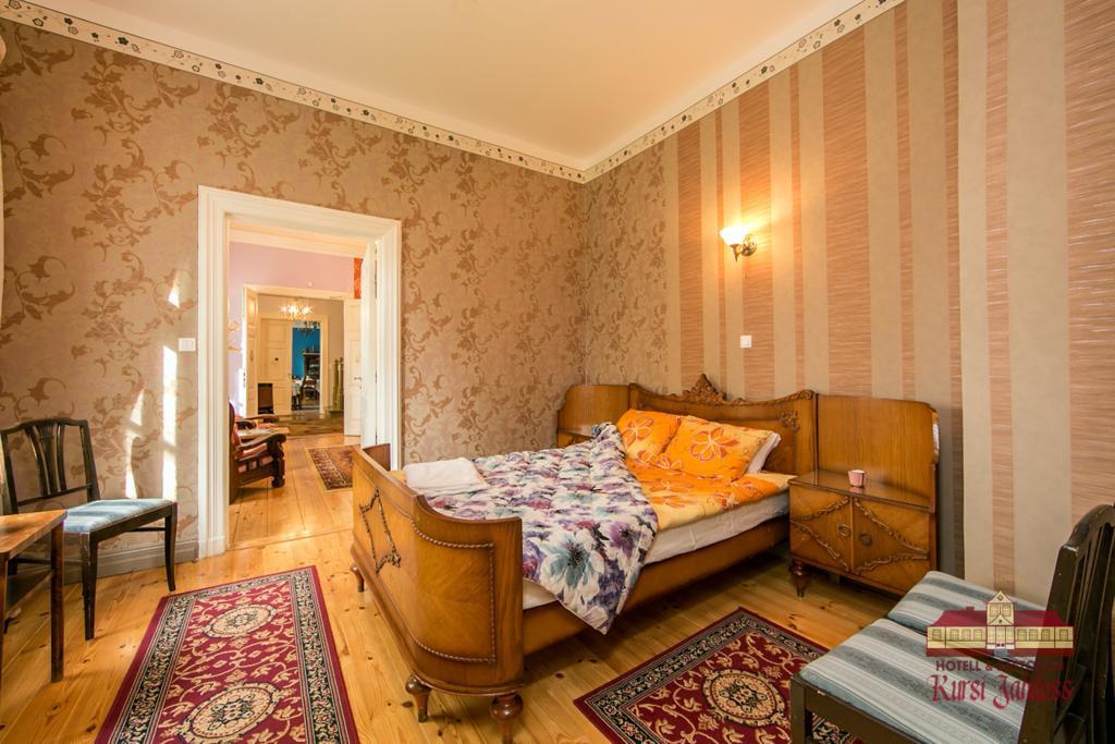 Kursi Hunting Manor Hotel Puurmani Camera foto